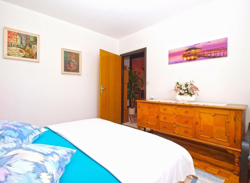 House Silvana 1461 พูลา ภายนอก รูปภาพ